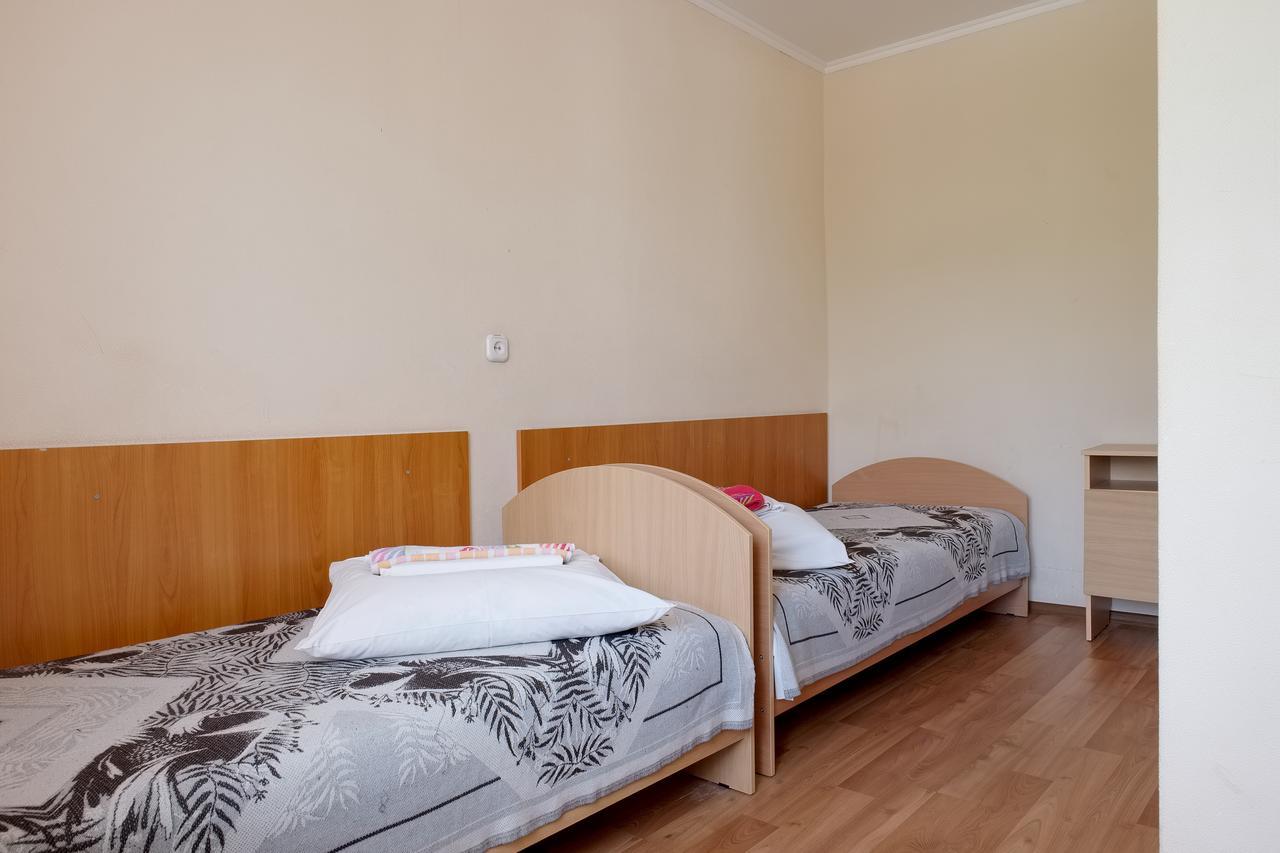 Akademicheskaya Hotel Minsk Esterno foto